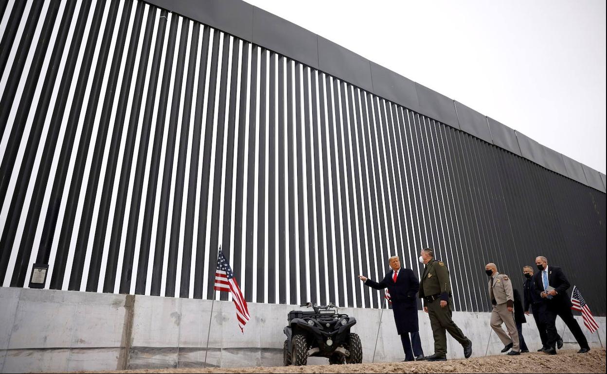 Proyecto de ley en EU busca reanudar construcción del muro fronterizo con México