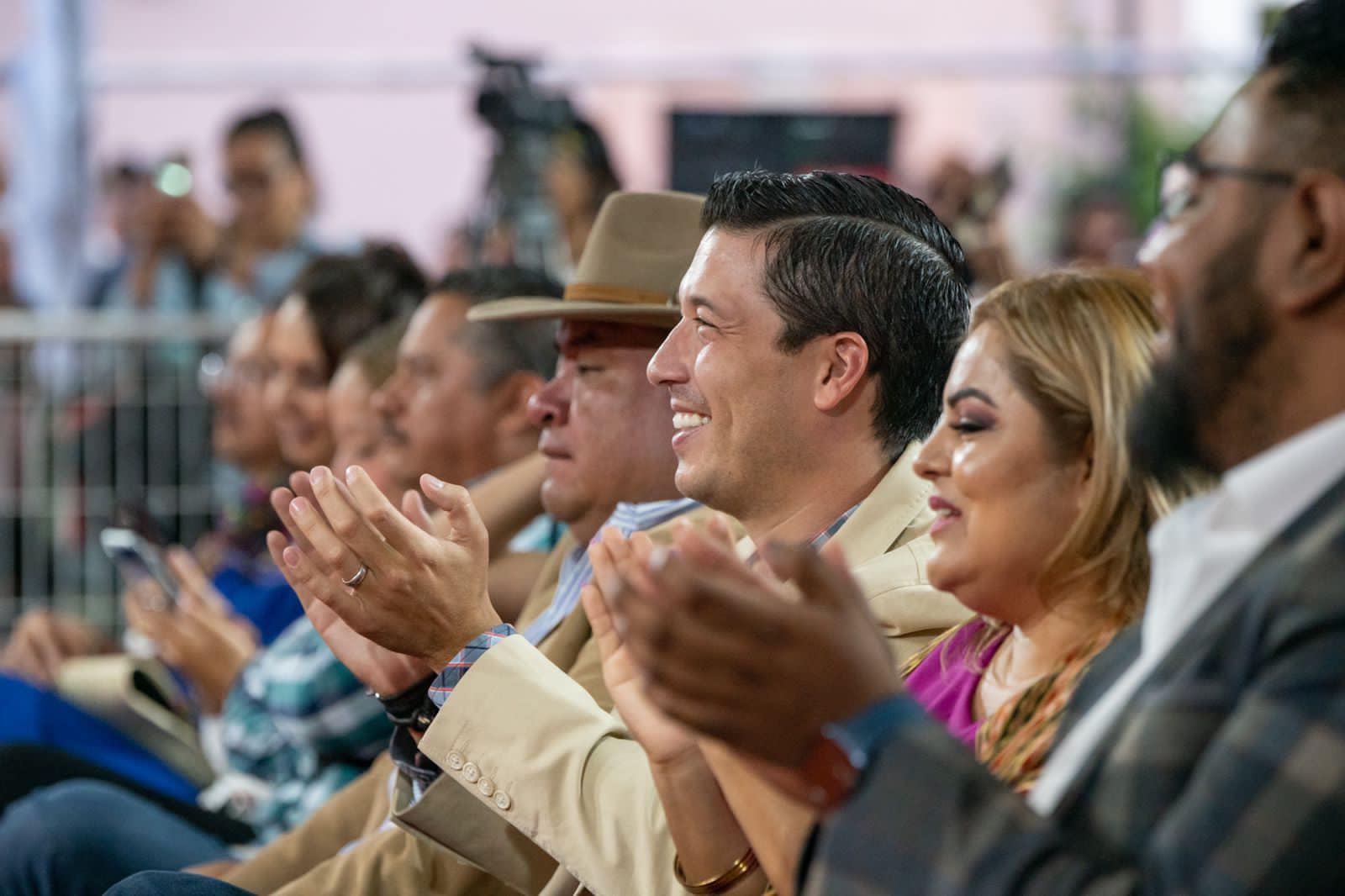 Celebran en El Marqués IX Concurso Nacional de Huapango.
