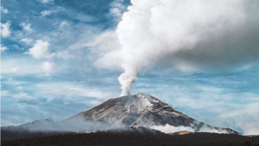 La intensidad y duración en actividad del Popocatépetl destacan en última década: experto