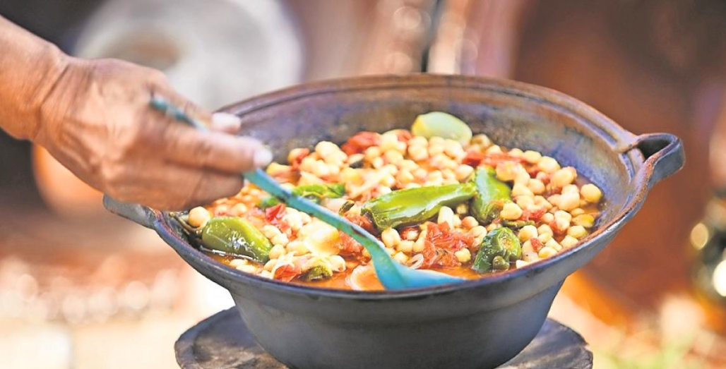 Reconocen la gastronomía queretana en España