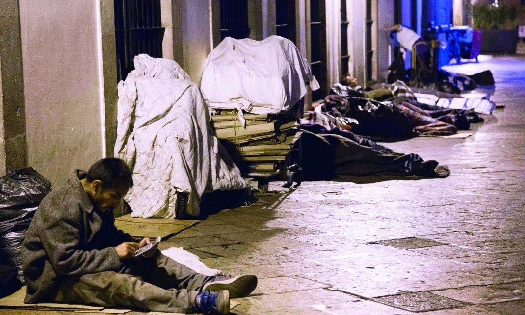 Gobernador Mauricio Kuri niega aumento de personas en situación de calle en zona Centro