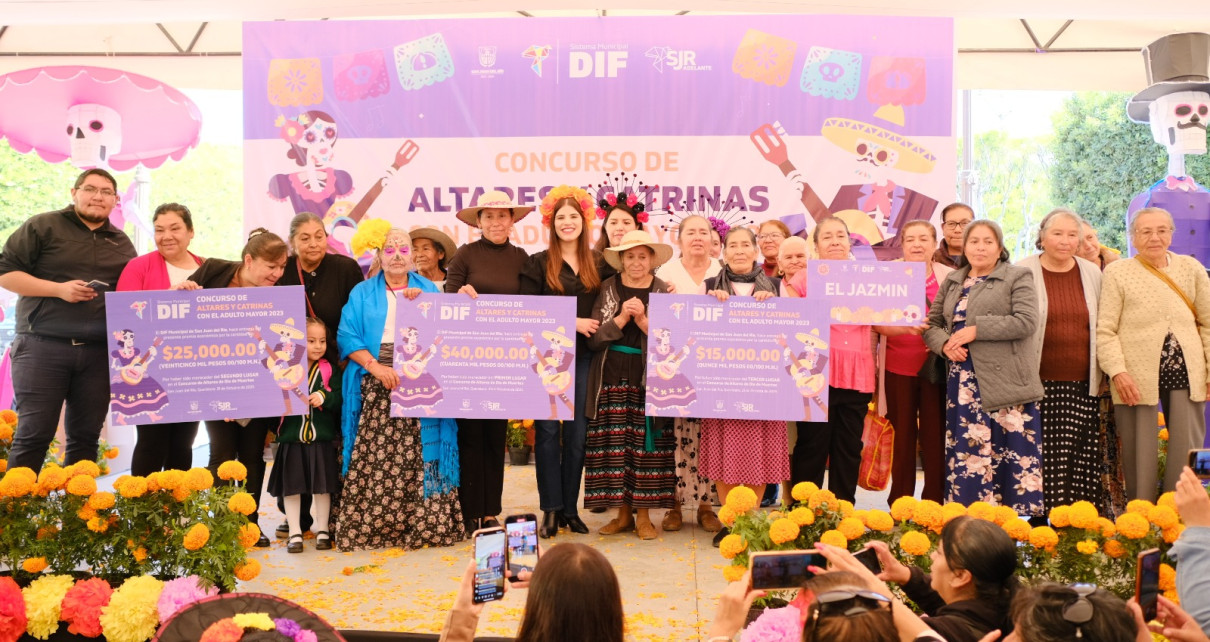DIF San Juan Del Río Premia A Mejores Altares Y Catrinas