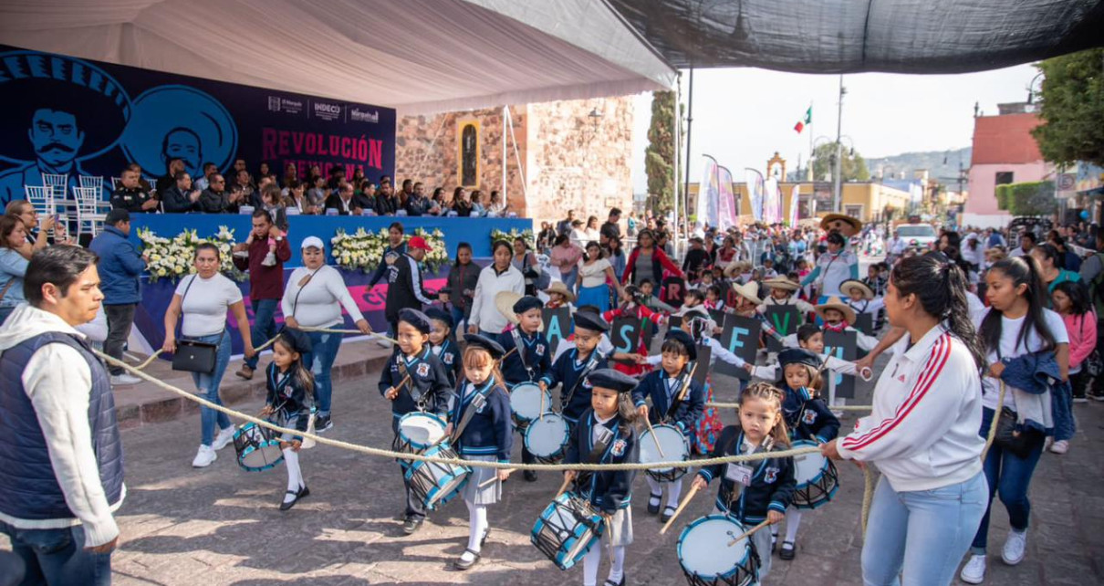 Municipio De El Marqués Realiza Desfile Conmemorativo De La Revolución Mexicana