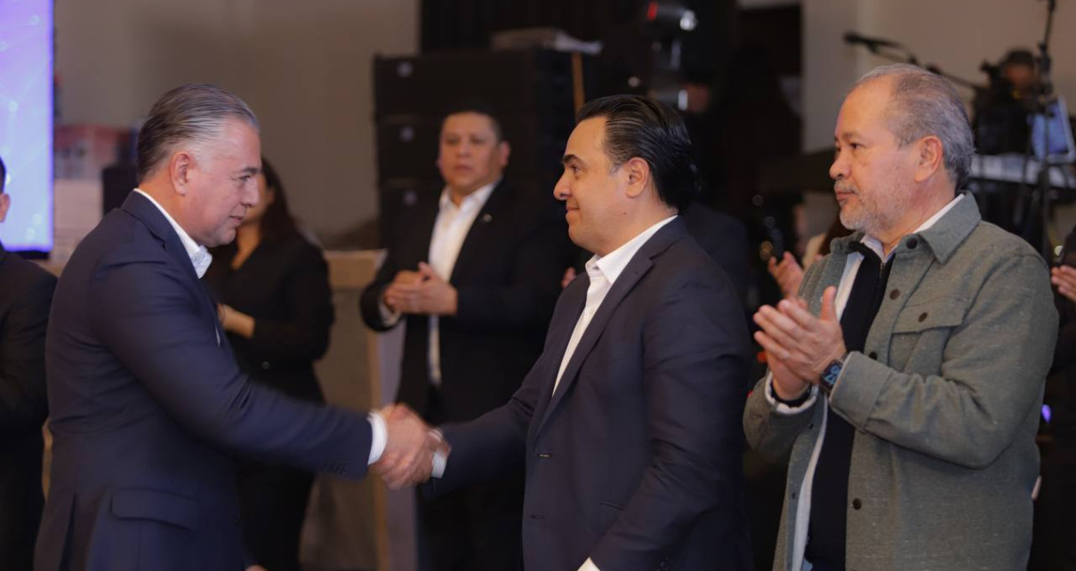 Entrega Luis Nava 36 Estímulos Económicos A Elementos De La Secretaría De Seguridad Púbica Municipal