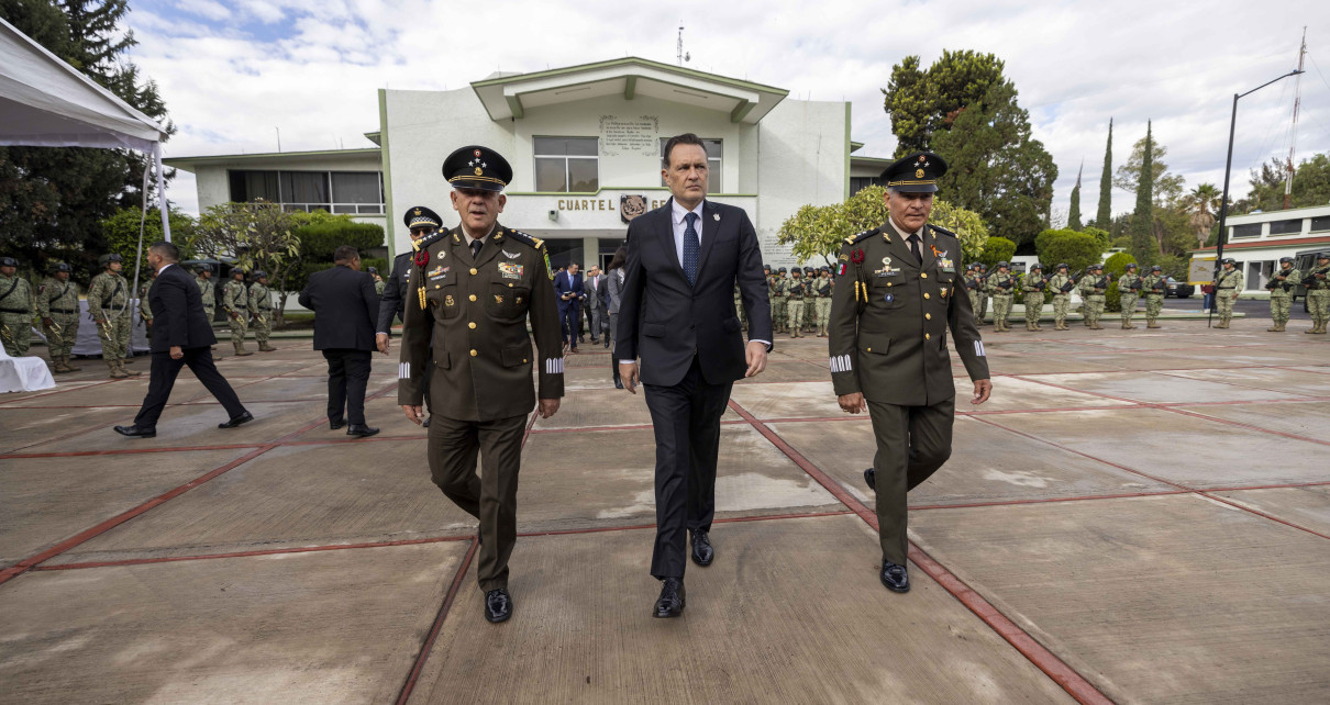 Atestigua Mauricio Kuri Relevo En La Comandancia De La XVII Zona Militar