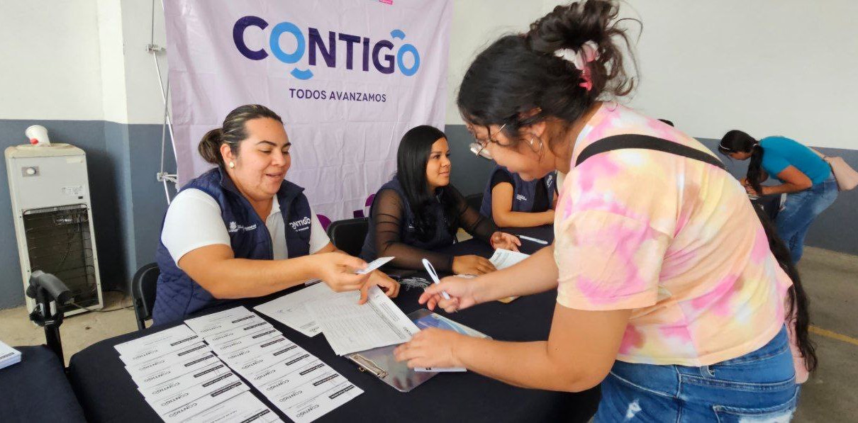 Continúa SEDESOQ Con La Entrega De Vales Para Estancias Infantiles