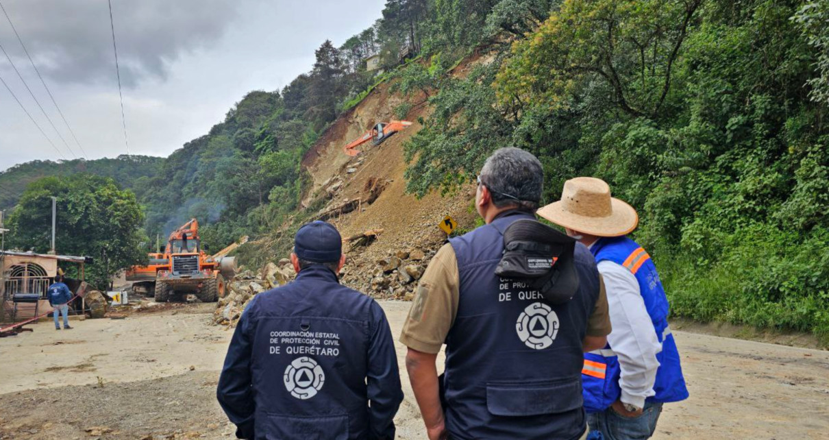 Se Abre Carril Provisional Para Tránsito Vehicular Regulado En Pinal De Amoles