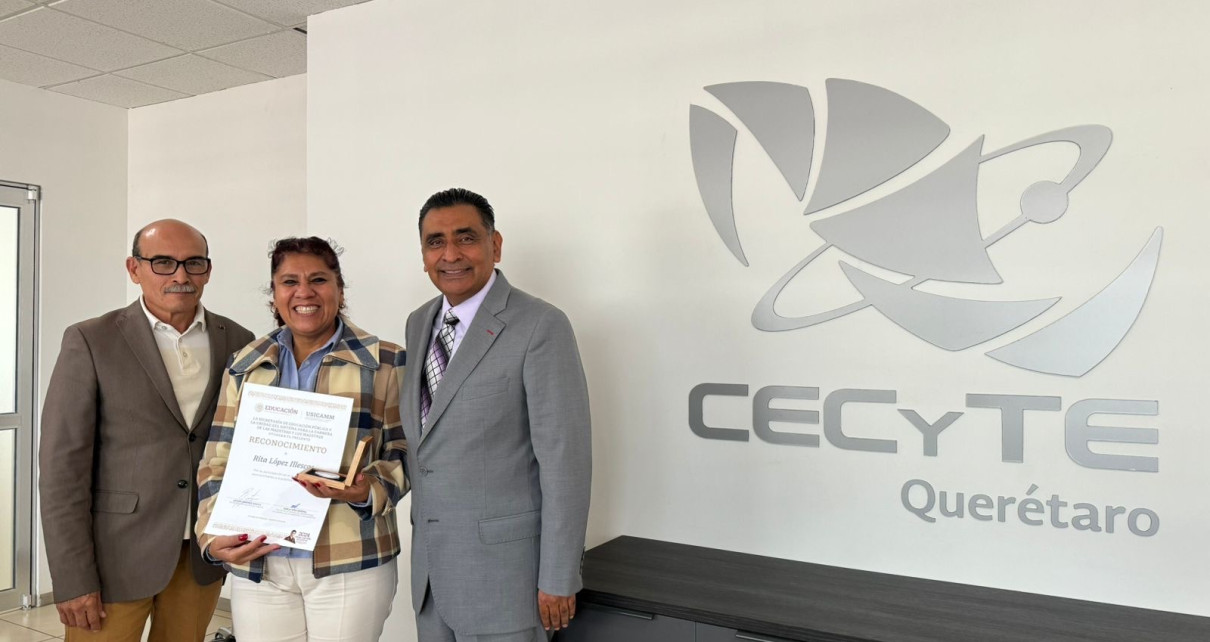 Reconoce Federación A Docente De CECyTEQ