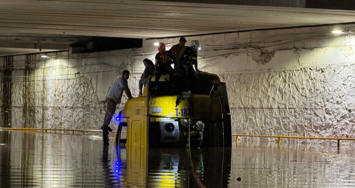 Protección Civil De El Marqués Atiende Afectaciones Por Lluvias