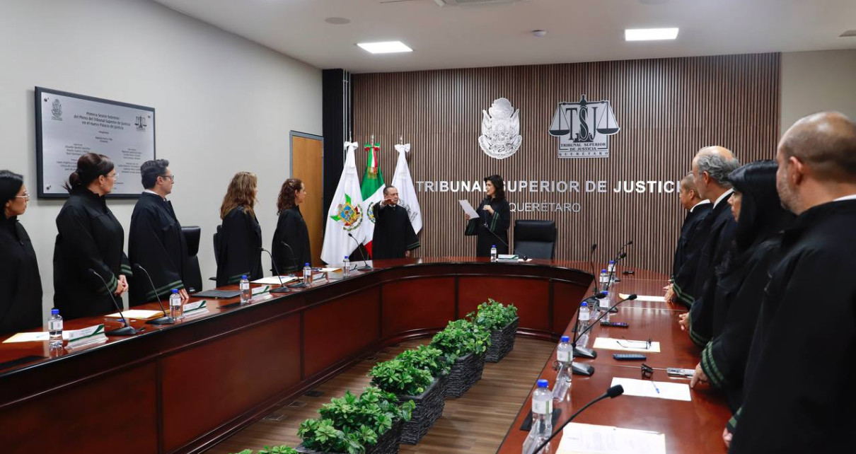 Eligen a nuevo presidente del Poder Judicial en sesión extraordinaria de Pleno.